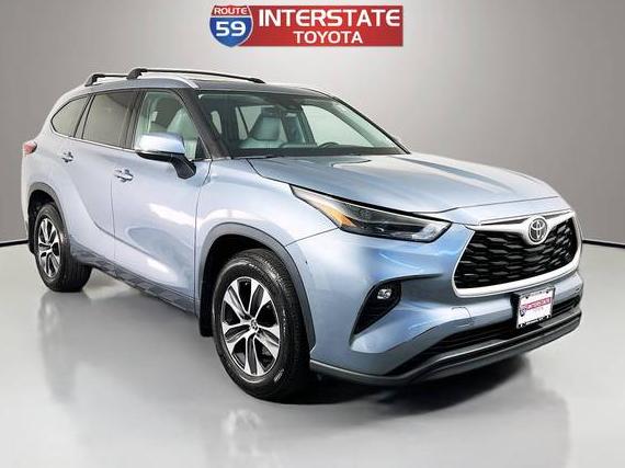 TOYOTA HIGHLANDER 2022 5TDGZRBH3NS213363 image