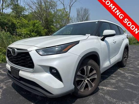 TOYOTA HIGHLANDER 2022 5TDGZRBHXNS572290 image