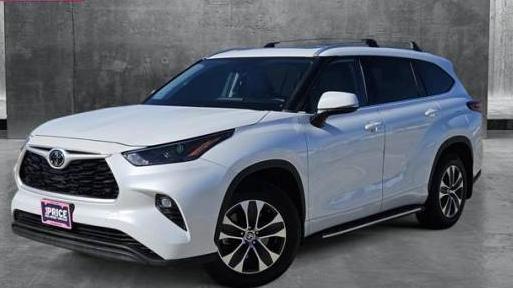 TOYOTA HIGHLANDER 2022 5TDGZRAH8NS100090 image