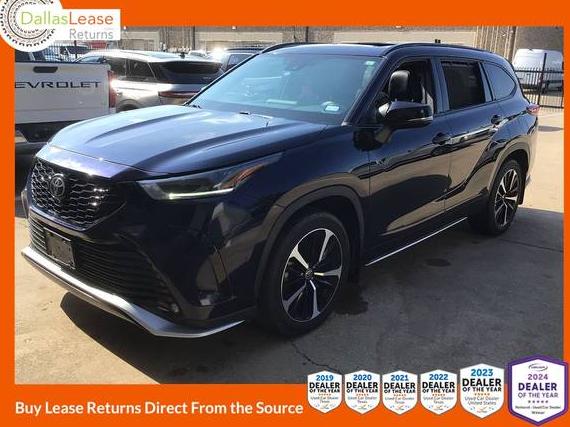 TOYOTA HIGHLANDER 2022 5TDLZRAH9NS099935 image