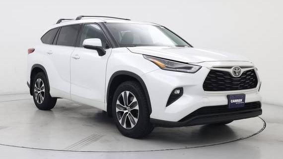 TOYOTA HIGHLANDER 2022 5TDHZRAH3NS545566 image