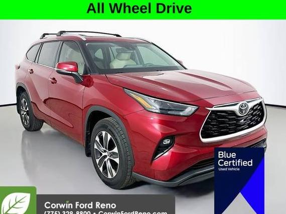 TOYOTA HIGHLANDER 2022 5TDHZRBH1NS215522 image