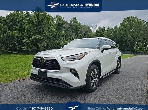 TOYOTA HIGHLANDER 2022 5TDGZRAH2NS539737 image