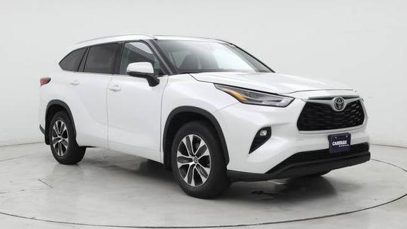 TOYOTA HIGHLANDER 2022 5TDGZRBH0NS232288 image