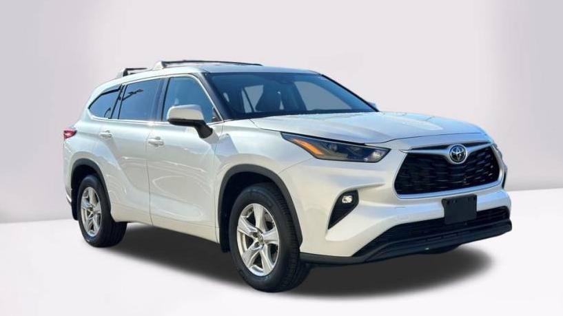 TOYOTA HIGHLANDER 2022 5TDBZRBH2NS199529 image