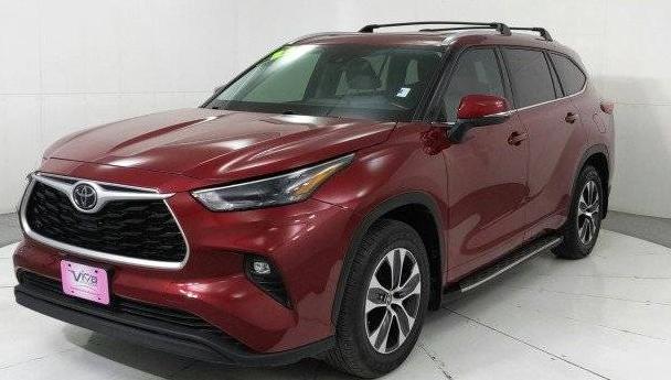 TOYOTA HIGHLANDER 2022 5TDGZRAH4NS127366 image