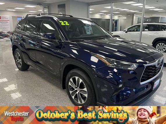 TOYOTA HIGHLANDER 2022 5TDGZRBH8NS239084 image TOYOTA HIGHLANDER 2022 5TDGZRBH8NS239084 image