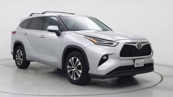 TOYOTA HIGHLANDER 2022 5TDGZRAH1NS551636 image