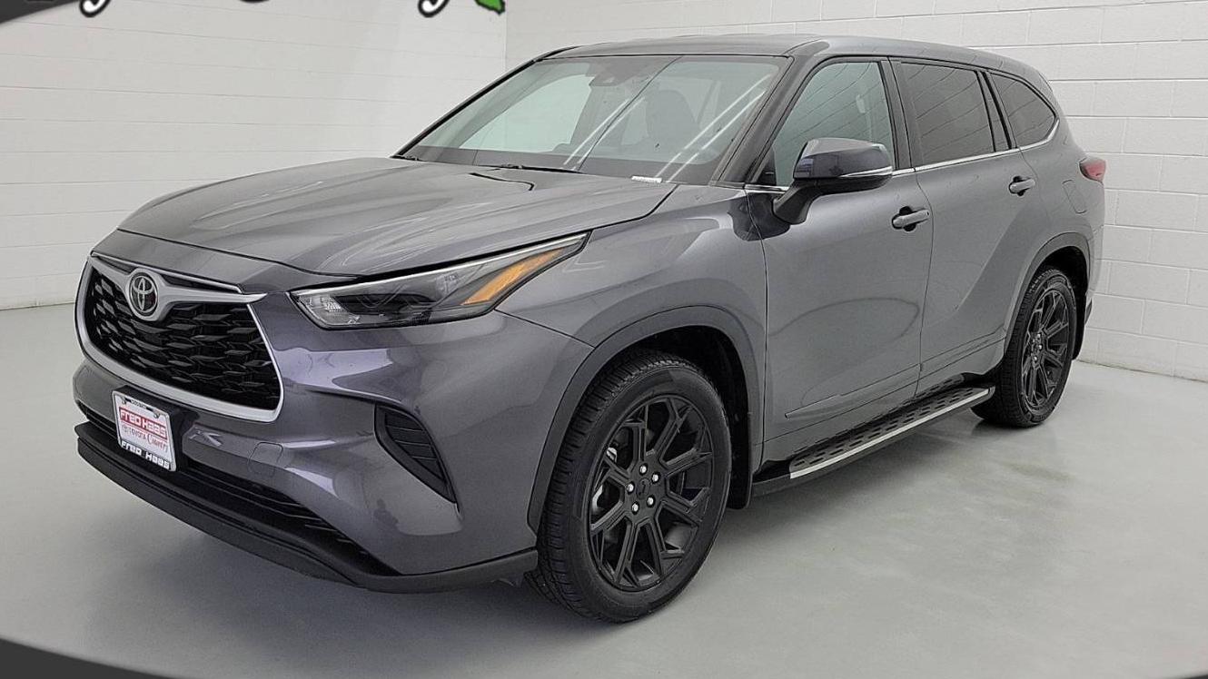 TOYOTA HIGHLANDER 2022 5TDCZRAHXNS560298 image