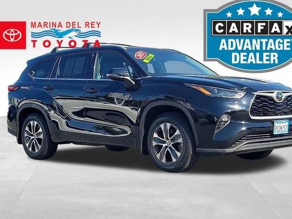 TOYOTA HIGHLANDER 2022 5TDHZRAH0NS137865 image TOYOTA HIGHLANDER 2022 5TDHZRAH0NS137865 image