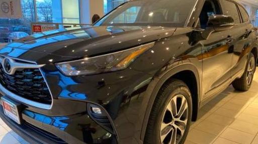 TOYOTA HIGHLANDER 2022 5TDGZRBH3NS197309 image