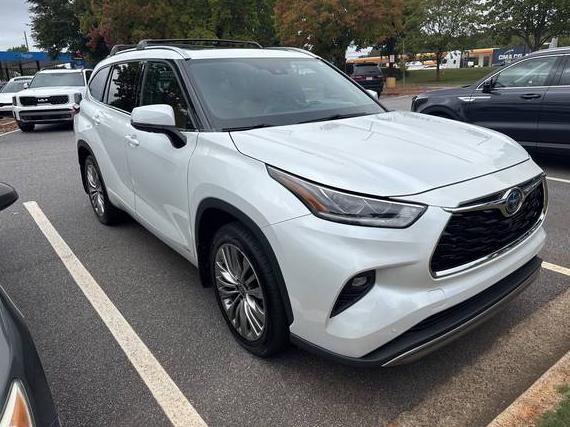 TOYOTA HIGHLANDER 2022 5TDEBRCH2NS086163 image TOYOTA HIGHLANDER 2022 5TDEBRCH2NS086163 image