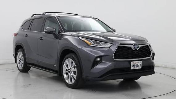 TOYOTA HIGHLANDER 2022 5TDXBRCH0NS550446 image