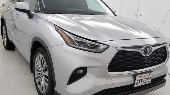 TOYOTA HIGHLANDER 2022 5TDFZRBH3NS162684 image