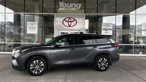 TOYOTA HIGHLANDER 2022 5TDHZRBH6NS196174 image