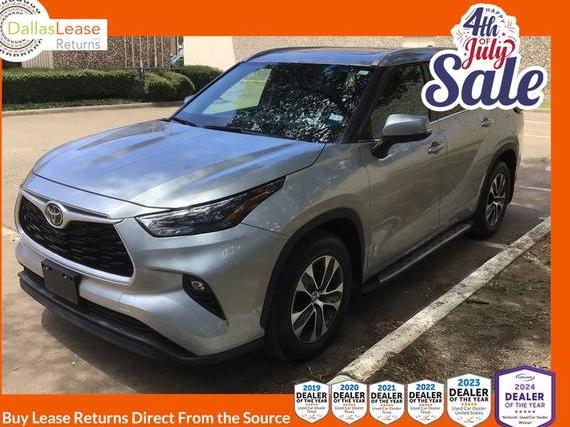 TOYOTA HIGHLANDER 2022 5TDGZRAH1NS540426 image
