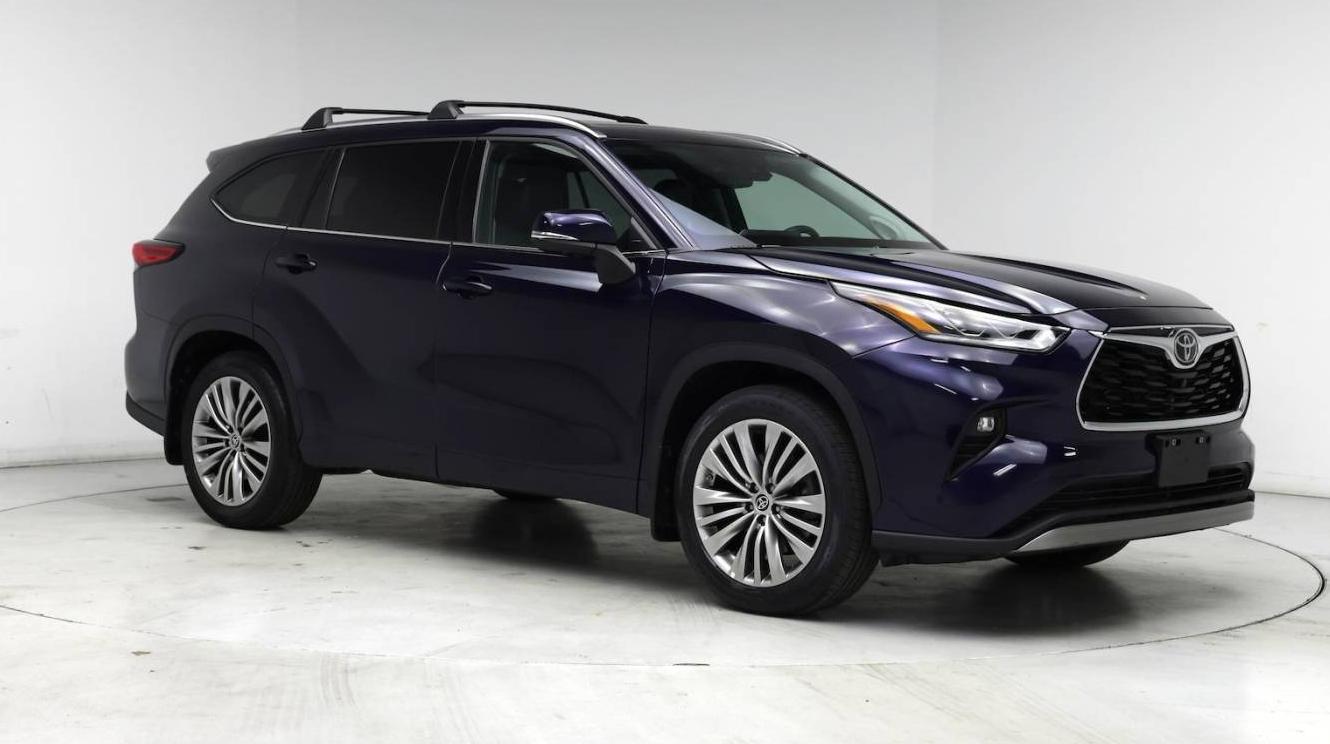 TOYOTA HIGHLANDER 2022 5TDFZRBHXNS201822 image