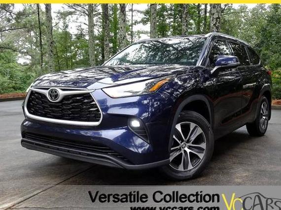 TOYOTA HIGHLANDER 2022 5TDGZRBH9NS189750 image