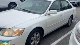 TOYOTA AVALON 2000 4T1BF28B8YU113509 image