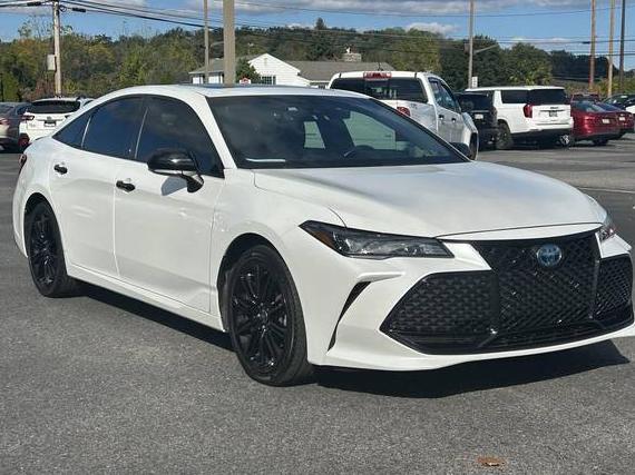 TOYOTA AVALON 2022 4T1EA1AB1NU011982 image