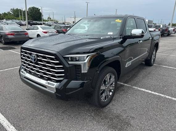 TOYOTA TUNDRA 2023 5TFVC5DB2PX021956 image