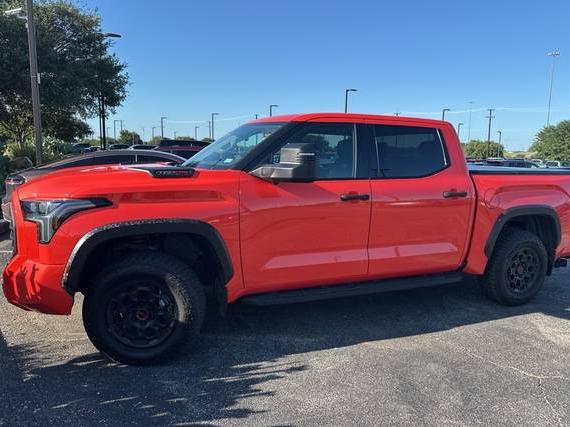 TOYOTA TUNDRA 2023 5TFPC5DBXPX026623 image