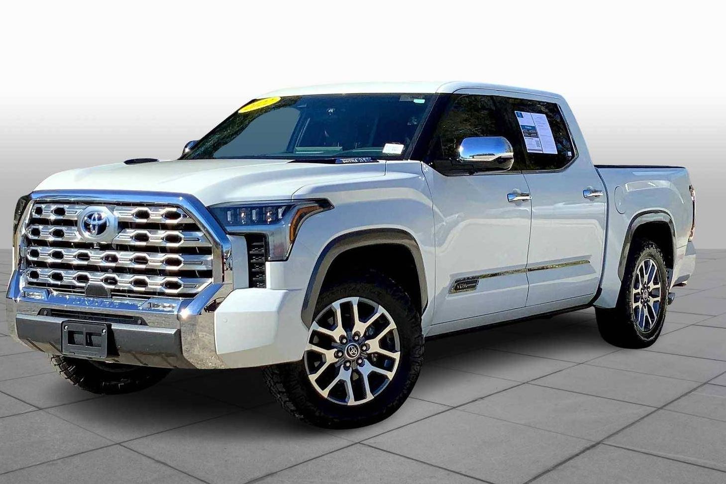 TOYOTA TUNDRA 2023 5TFMC5DB4PX014888 image