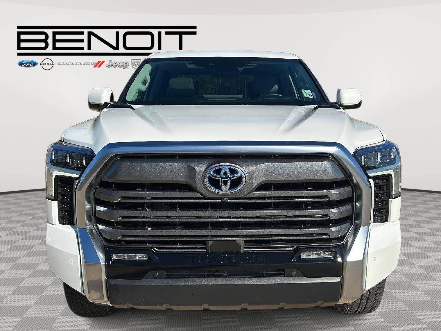 TOYOTA TUNDRA 2023 5TFJC5DB6PX019058 image