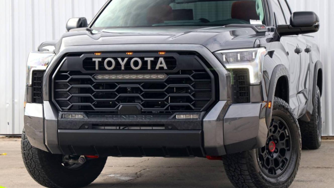 TOYOTA TUNDRA 2023 5TFPC5DB4PX026553 image