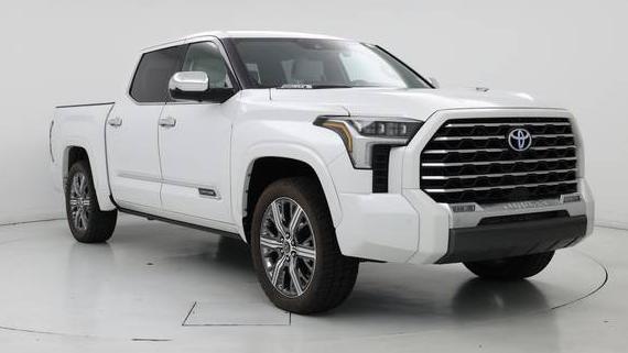 TOYOTA TUNDRA 2023 5TFVC5DB2PX016174 image