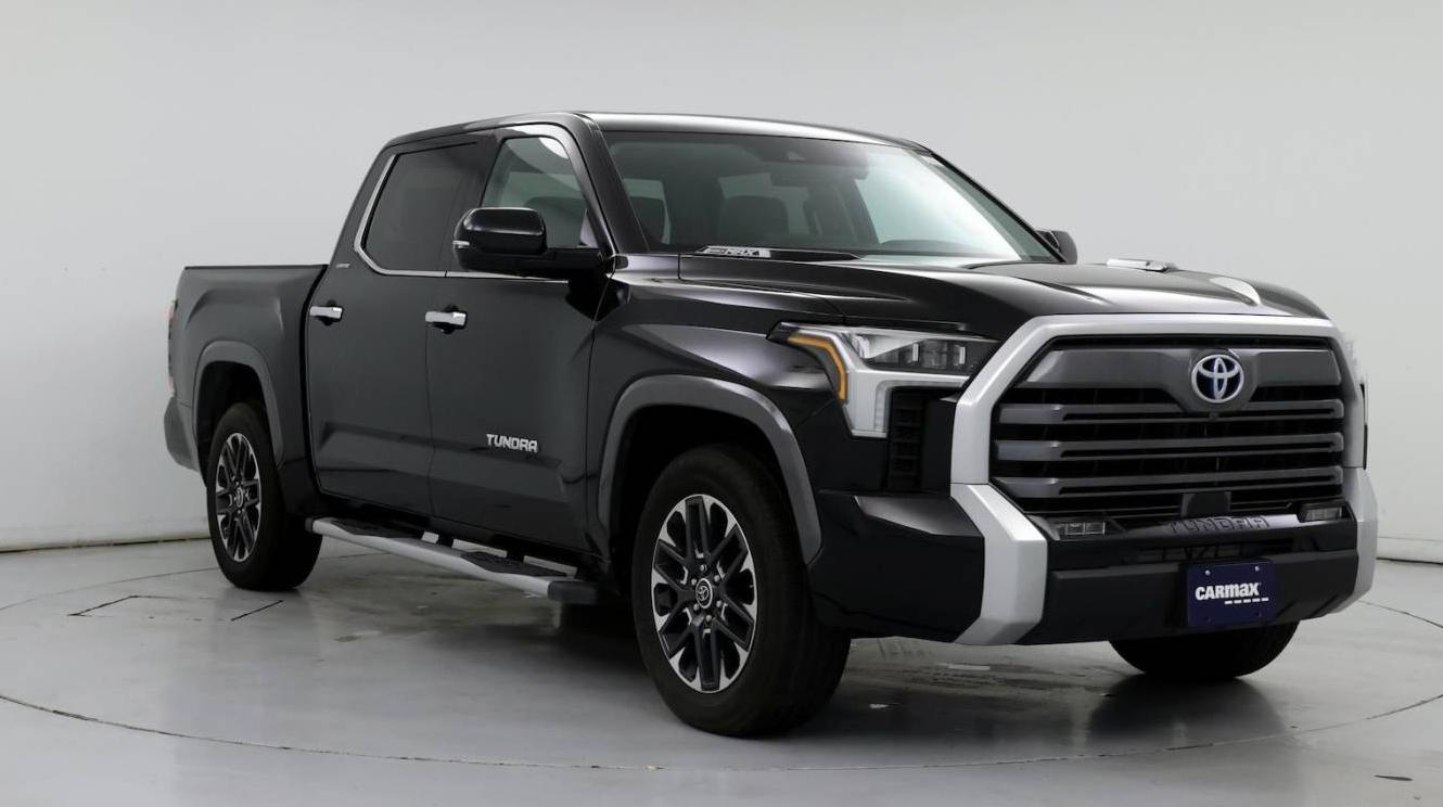 TOYOTA TUNDRA 2023 5TFJC5AB2PX002665 image