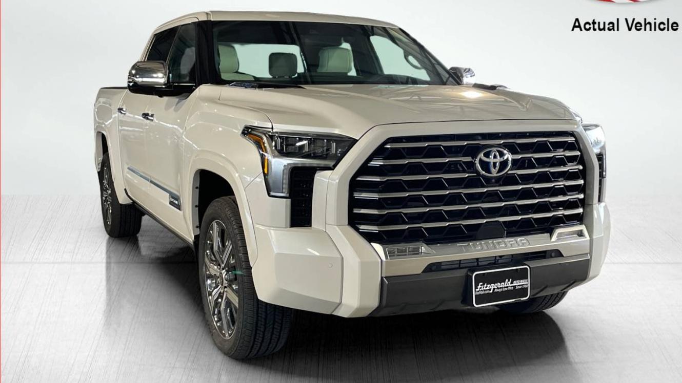 TOYOTA TUNDRA 2023 5TFVC5DB1PX026064 image