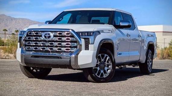 TOYOTA TUNDRA 2023 5TFMA5ECXPX015816 image