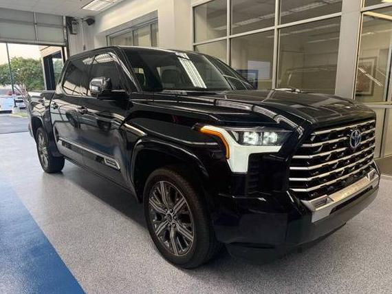 TOYOTA TUNDRA 2023 5TFVC5DB1PX026968 image