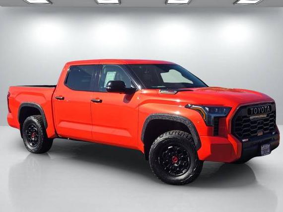 TOYOTA TUNDRA 2023 5TFPC5DB9PX034776 image