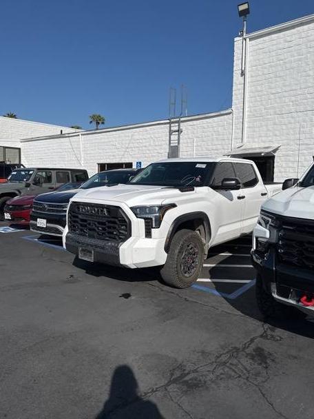 TOYOTA TUNDRA 2023 5TFPC5DB0PX025089 image