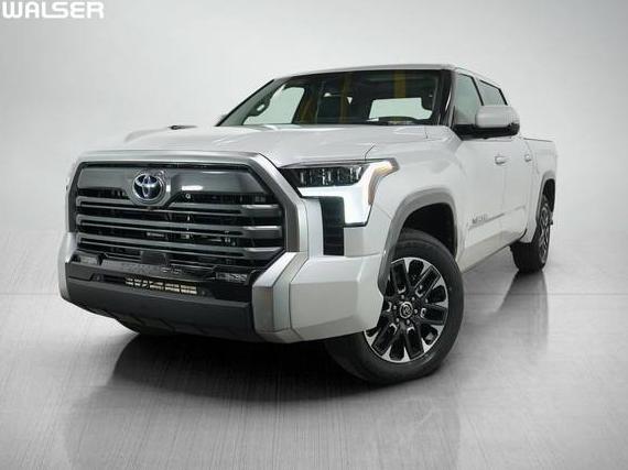 TOYOTA TUNDRA 2023 5TFJC5DB2PX031532 image