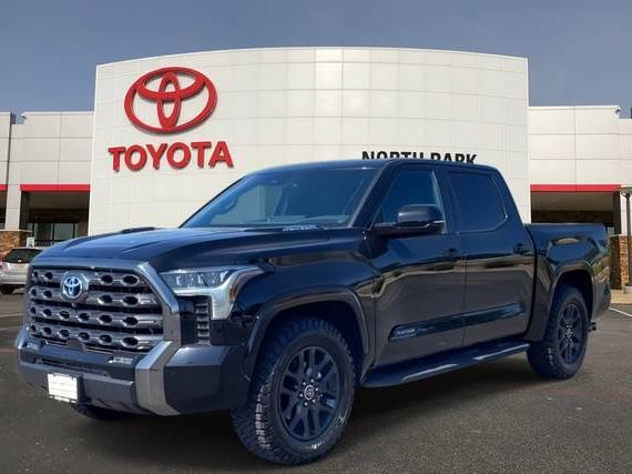 TOYOTA TUNDRA 2023 5TFNC5DB9PX025910 image