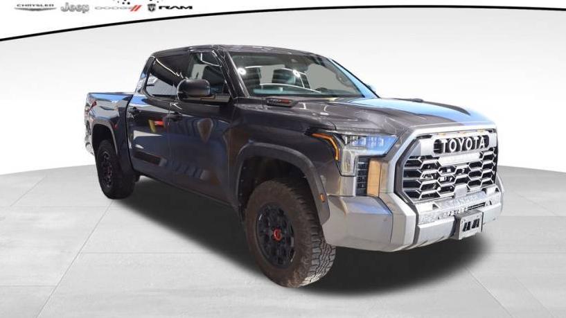 TOYOTA TUNDRA 2023 5TFPC5DB3PX018394 image