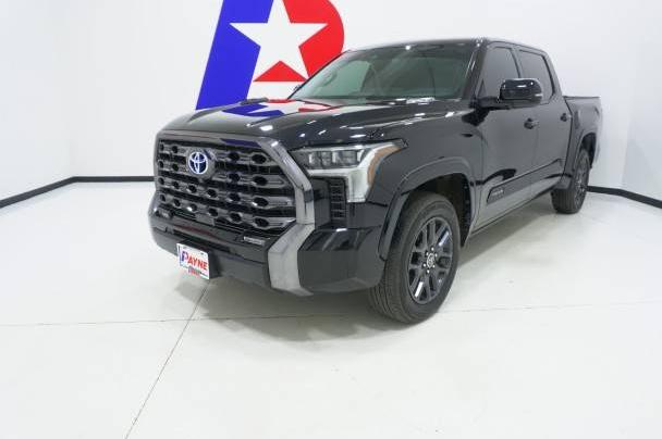 TOYOTA TUNDRA 2023 5TFNC5ABXPX001863 image