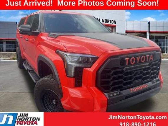 TOYOTA TUNDRA 2023 5TFPC5DB8PX026488 image