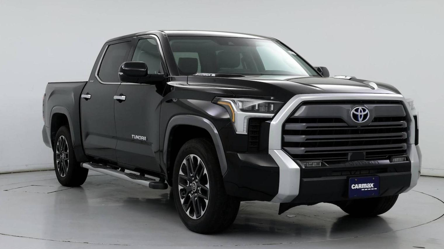 TOYOTA TUNDRA 2023 5TFJC5AB8PX002069 image