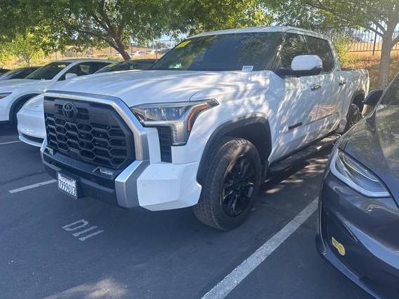 TOYOTA TUNDRA 2023 5TFJA5DB8PX118566 image