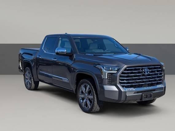TOYOTA TUNDRA 2023 5TFVC5DB2PX026588 image