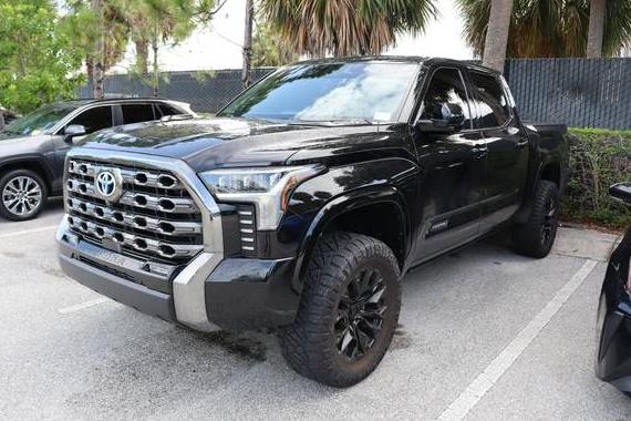 TOYOTA TUNDRA 2023 5TFNC5DB5PX027024 image