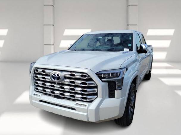 TOYOTA TUNDRA 2023 5TFMC5DB9PX015714 image