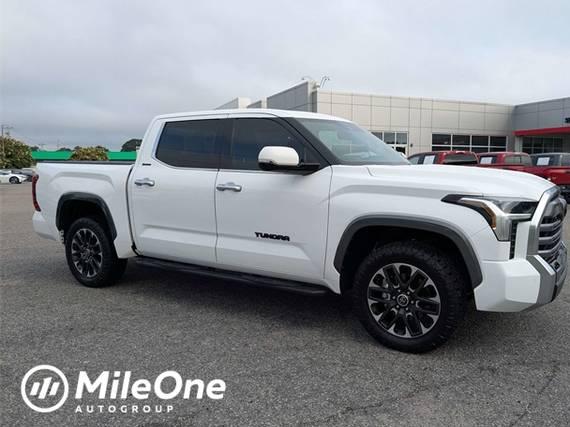 TOYOTA TUNDRA 2023 5TFJA5DB4PX091835 image