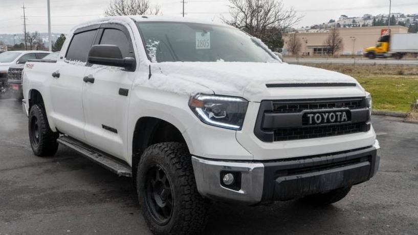 TOYOTA TUNDRA 2016 5TFDY5F18GX527874 image