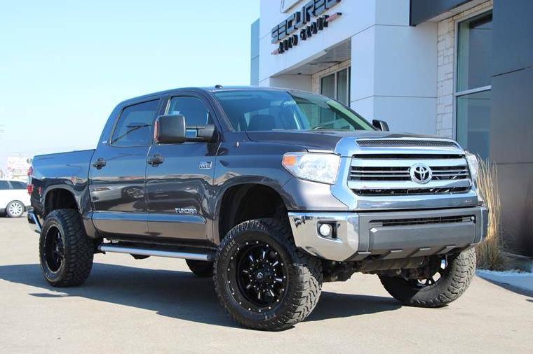 TOYOTA TUNDRA 2016 5TFDY5F16GX521202 image