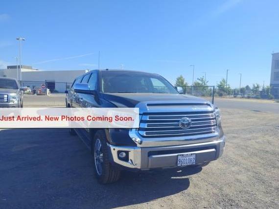 TOYOTA TUNDRA 2019 5TFAY5F19KX808769 image